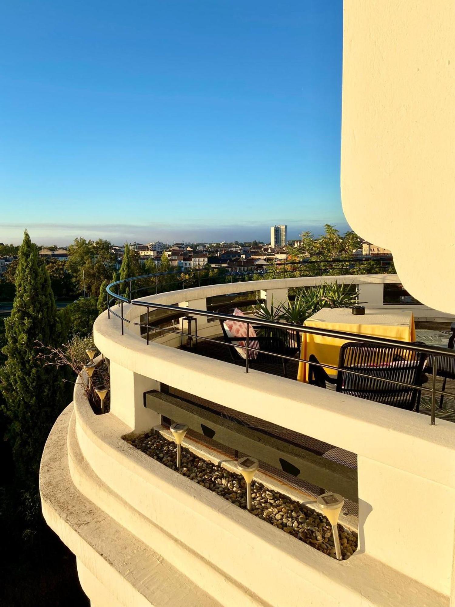 Quand La Ville Dort Agen Exteriér fotografie